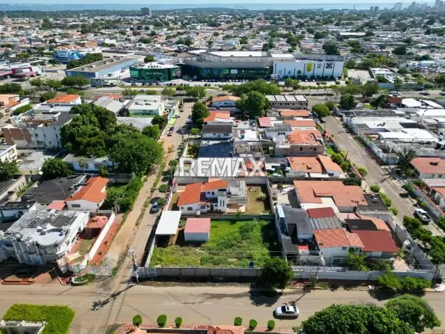 SE VENDE TERRENO EN LA CALIFORNIA