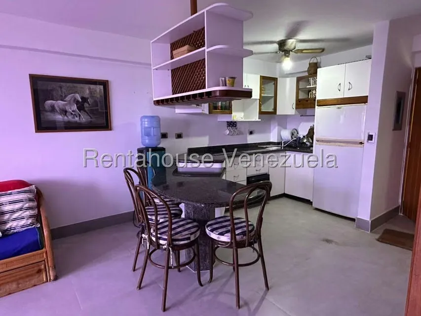 Apartamento (1 Nivel) en Venta en Carenero, Miranda - 12