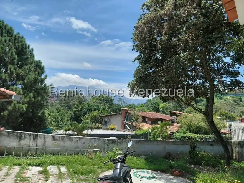 Casa (Duplex) en Venta en Lomas de La Trinidad, Distrito Metropolitano