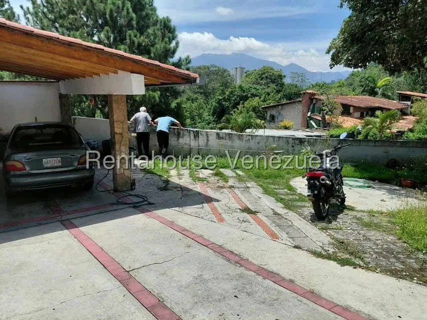Casa (Duplex) en Venta en Lomas de La Trinidad, Distrito Metropolitano - 2