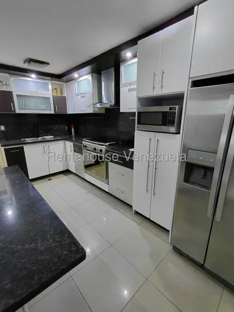 Casa (Duplex) en Venta en Lomas de La Trinidad, Distrito Metropolitano - 11