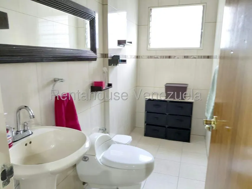 Casa (Duplex) en Venta en Lomas de La Trinidad, Distrito Metropolitano - 24