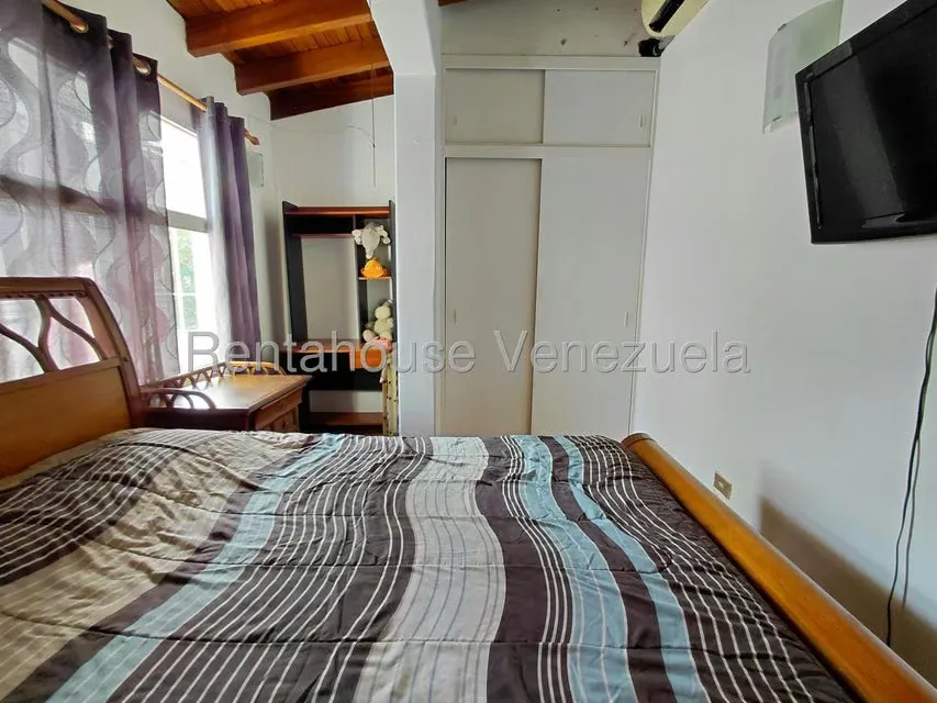 Casa (Duplex) en Venta en Lomas de La Trinidad, Distrito Metropolitano - 25