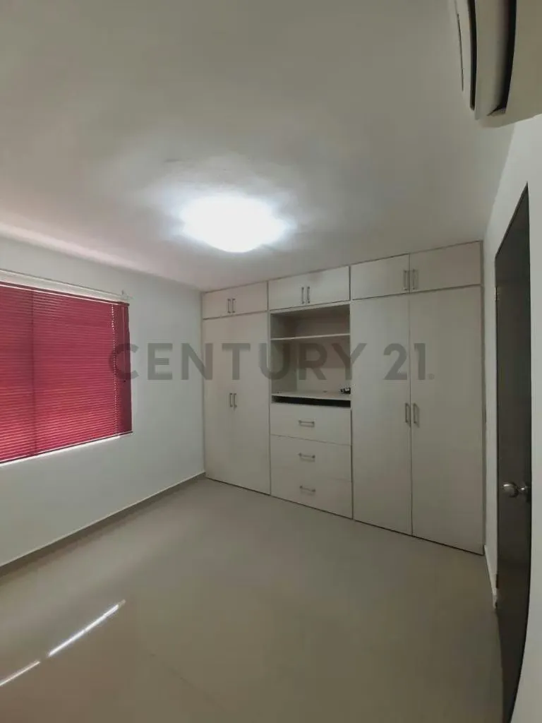 Townhouse en Alquiler de 3 niveles en Camino de Tarabana - 6