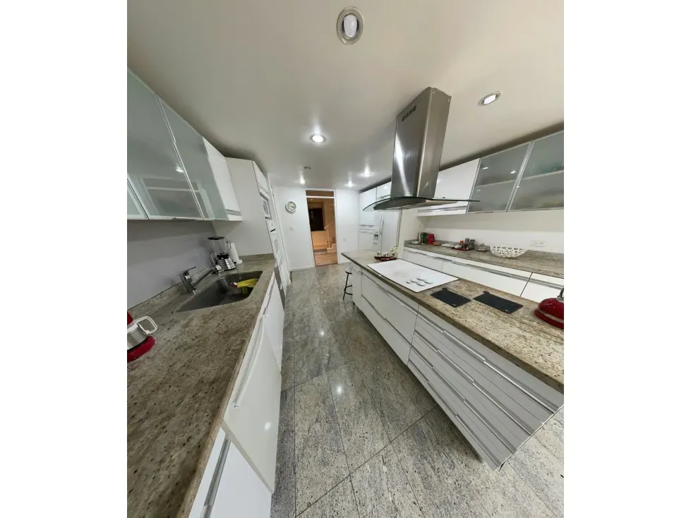 En venta PB 650m2 3h+s/3,5b+s/6p Chulavista - 10