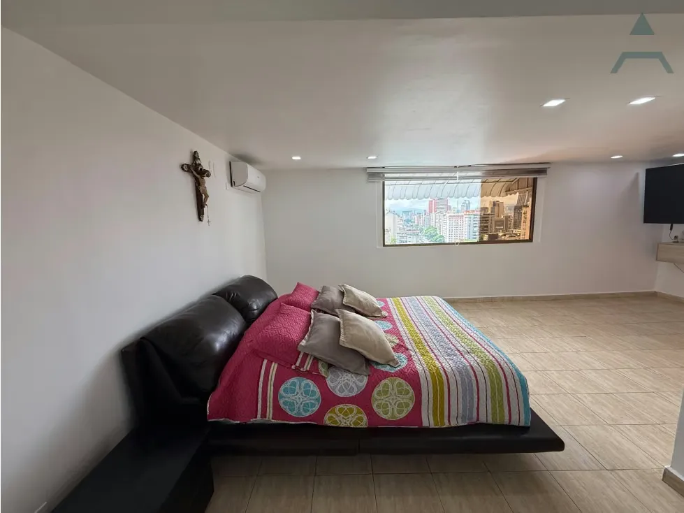 Se vende Apto 450m² 5h+s/5.5/2p Los Caobos - 6