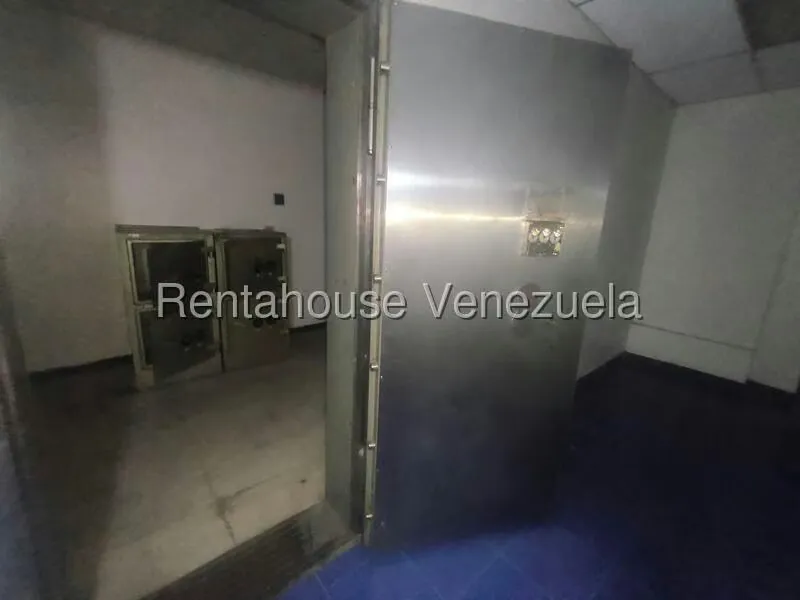 Local Comercial en Venta en Trigal Norte, Carabobo - 14