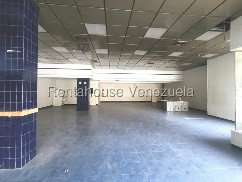 Local Comercial en Venta en Trigal Norte, Carabobo - 2