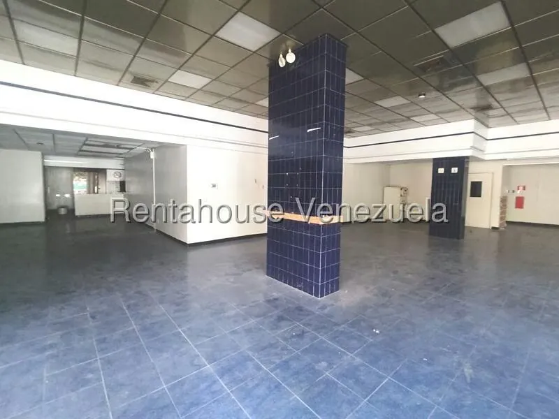 Local Comercial en Venta en Trigal Norte, Carabobo - 3