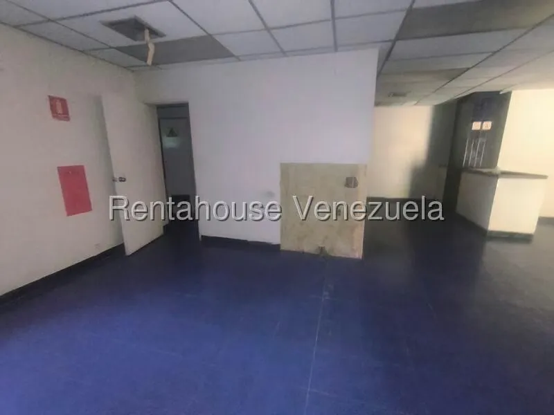 Local Comercial en Venta en Trigal Norte, Carabobo - 8