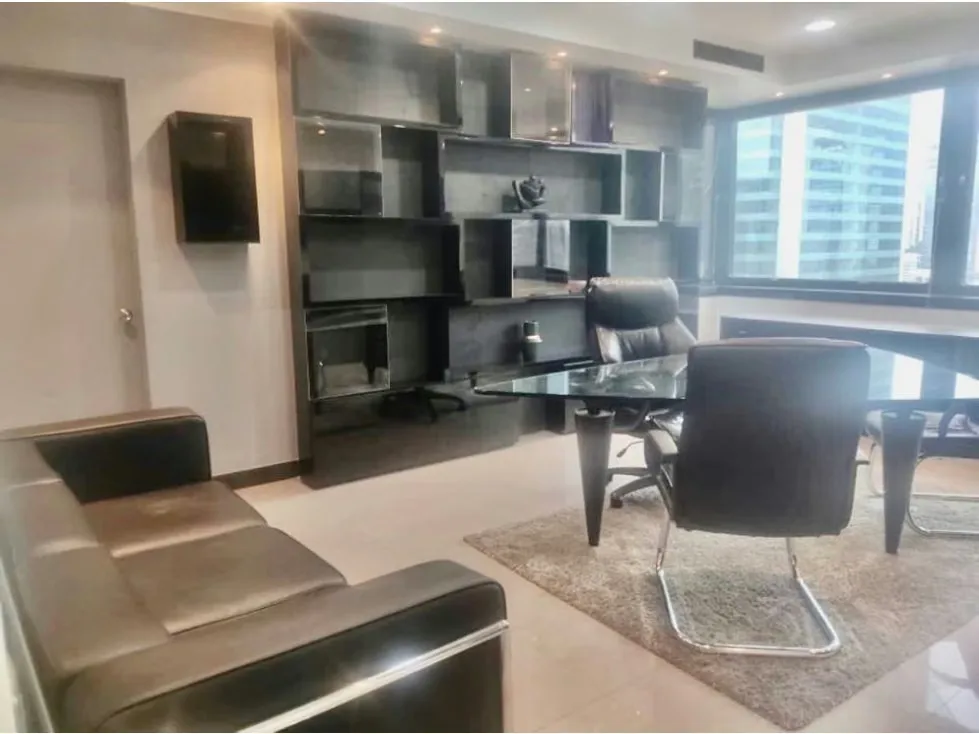 Se Vende Oficina 548m2 El Rosal 0701 - 25