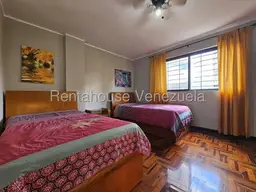 Vista 44