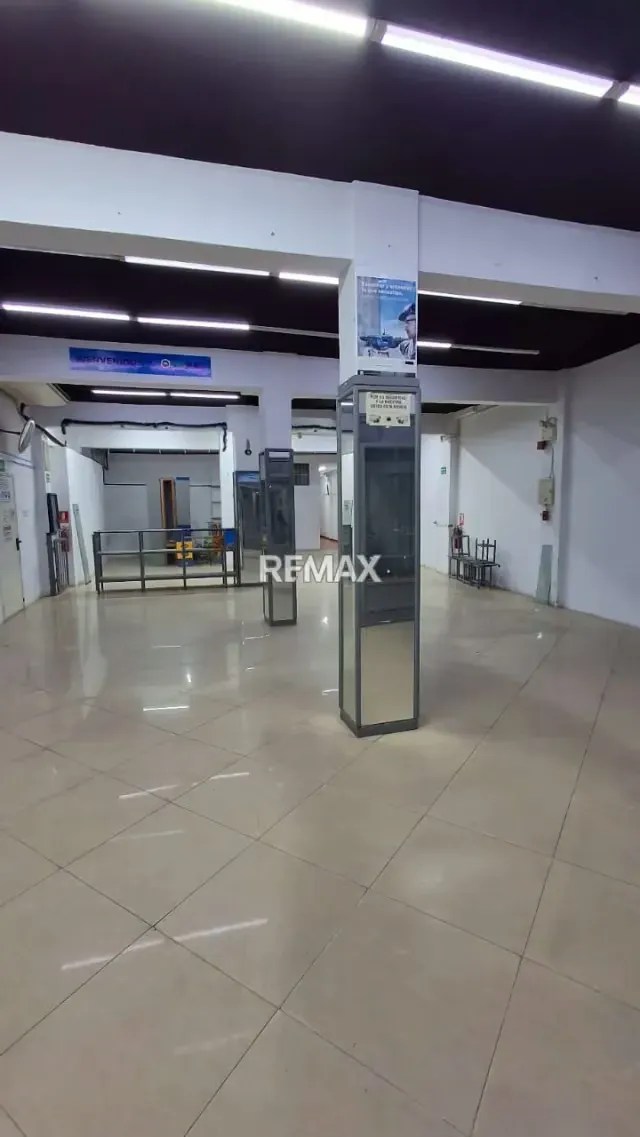 Venta de Local Comercial en La Candelaria - 14