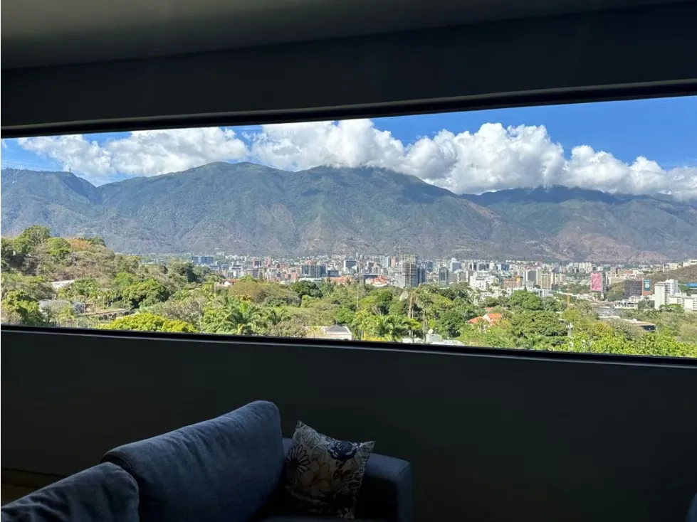 Se Alquila Apto 240m2 3H+S/3.5B+S/3P Colinas de Valle Arriba
