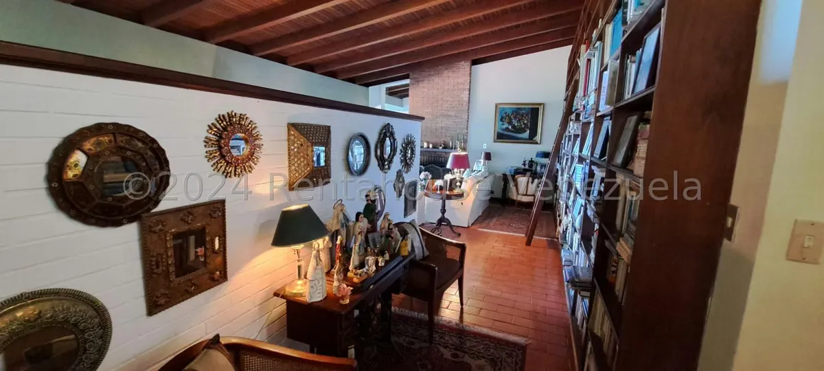 Casa (Multipes Niveles) en Venta en Alto Hatillo, Distrito Metropolitano - 3