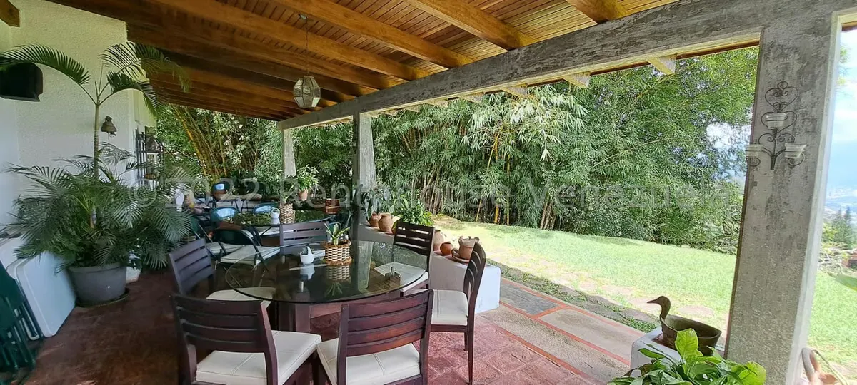 Casa (Multipes Niveles) en Venta en Alto Hatillo, Distrito Metropolitano - 21