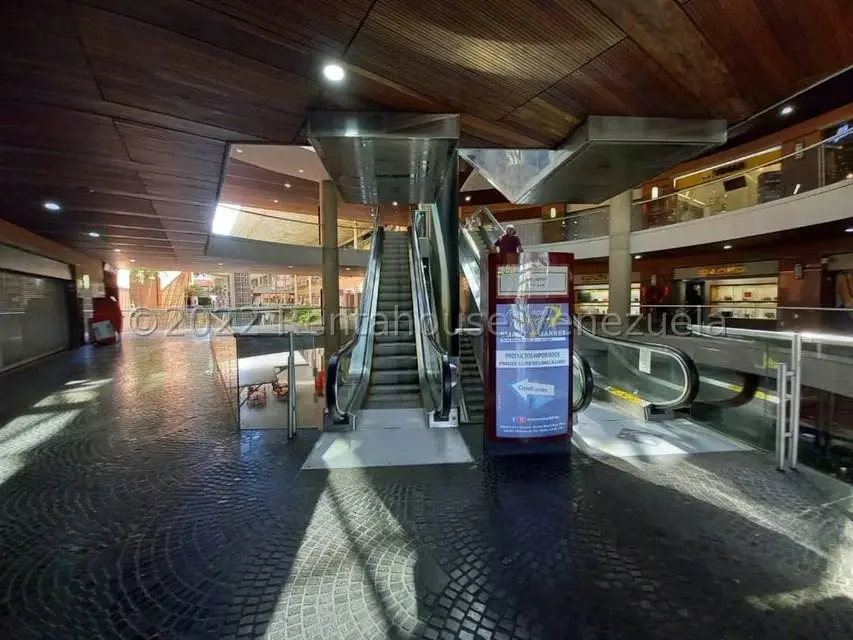 Local Comercial en Venta en La Castellana, Distrito Metropolitano - 8