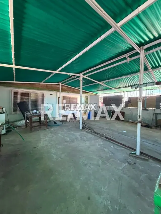 Casa y Terreno en Venta Sector Ayacucho - 5