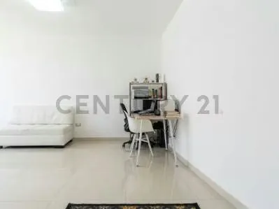 Apartamento amoblado en venta en Los Caobos | 107 m² | 2 hab. + servicio - 7