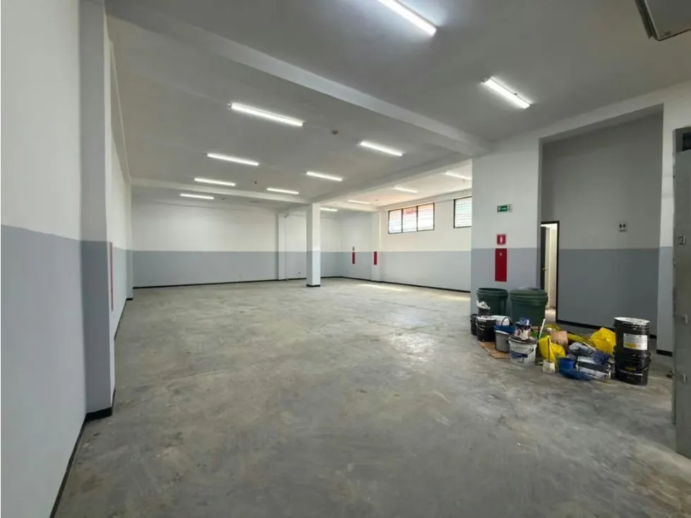 IG-Local comercial e industrial en Alquier en Boleita Sur - 3