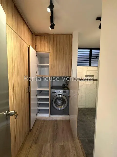 Apartamento (1 Nivel) en Alquiler en El Rosal, Distrito Metropolitano - 9