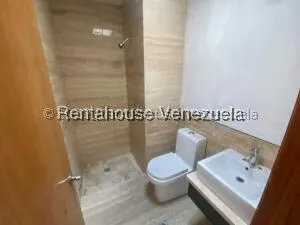 Apartamento (1 Nivel) en Venta en Lomas de Las Mercedes, Distrito Metropolitano - 13