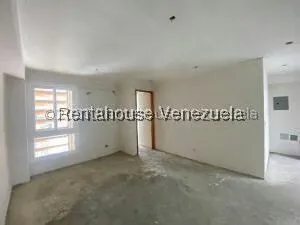 Apartamento (1 Nivel) en Venta en Lomas de Las Mercedes, Distrito Metropolitano - 23