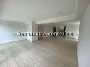 Apartamento (1 Nivel) en Venta en Lomas de Las Mercedes, Distrito Metropolitano - 30