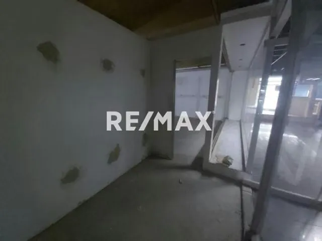 Local Comercial en Alquiler _ C.C. Macaracuay Plaza (C2 16) - 2