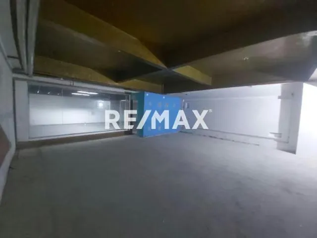 Local Comercial en Alquiler _ C.C. Macaracuay Plaza (C2 16) - 3
