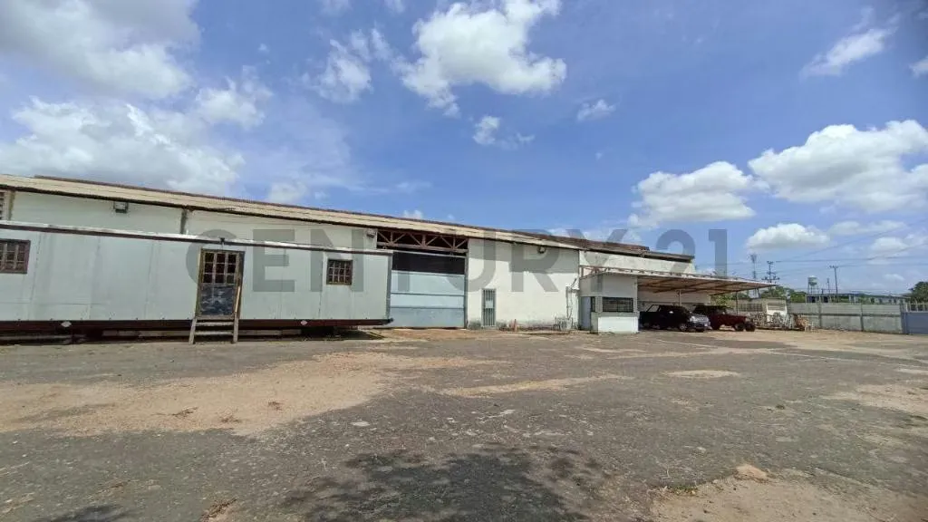 En venta Patio petrolero en la ciudad de Anaco 100% operativo - 11