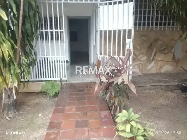Casa Residencial Altamente Comercial - 6