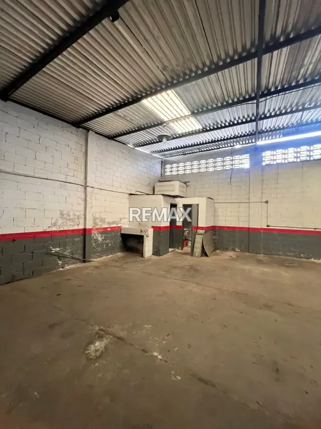 300m2 Galpón en Alquiler San Miguel - 3