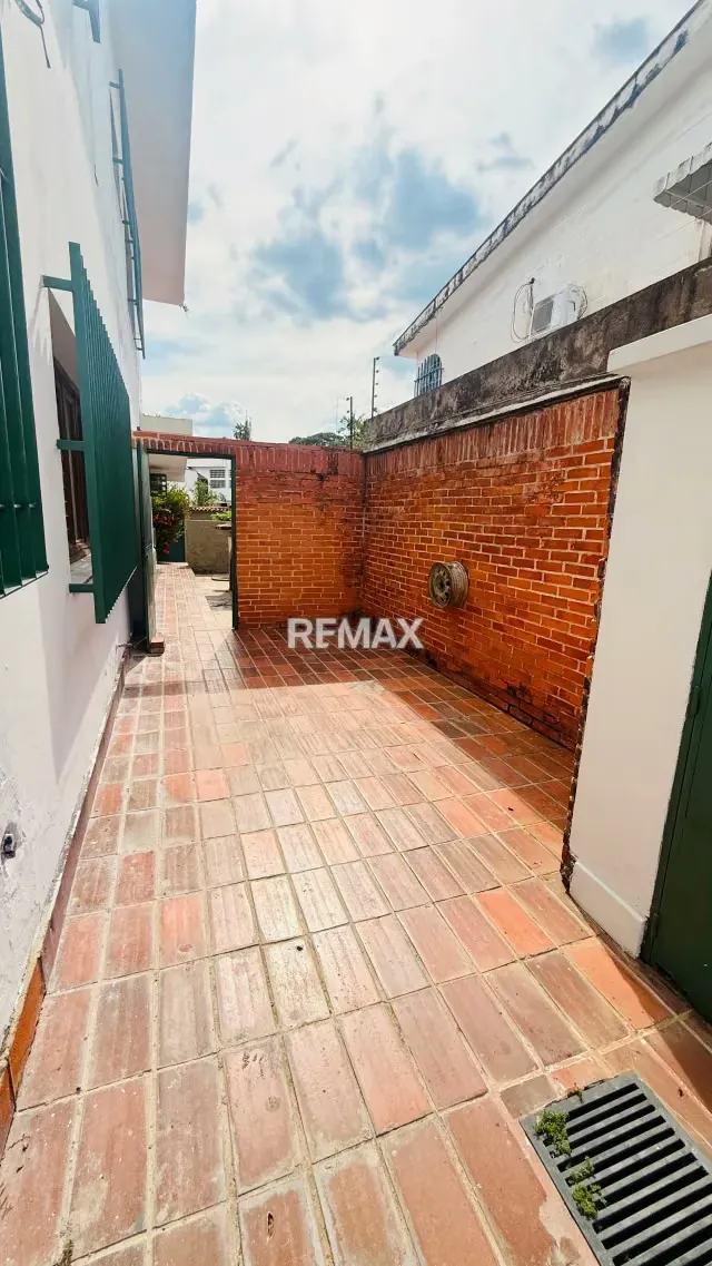 Alquiler Casa Comercial o Residencial en La Viña Calle Cerrada - 8