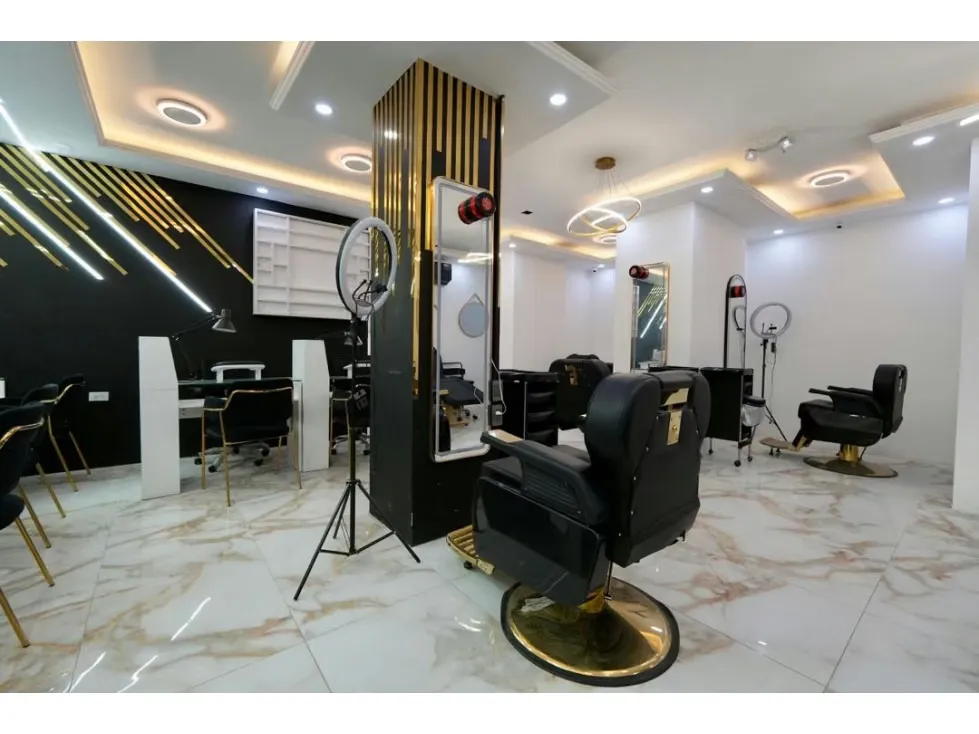 Local Comercial en Venta Capitolio paralelo a la Av.Baralt 200m2 - 26