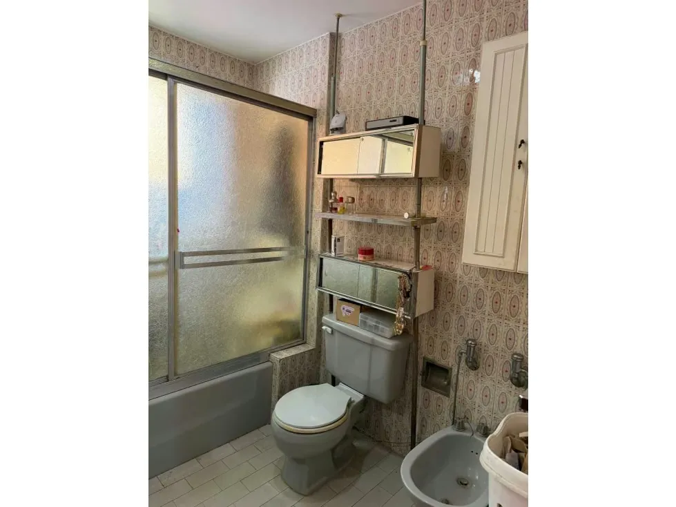 Vendo apartamento en calle cerrada 137m2 La Urbina 7042 - 15