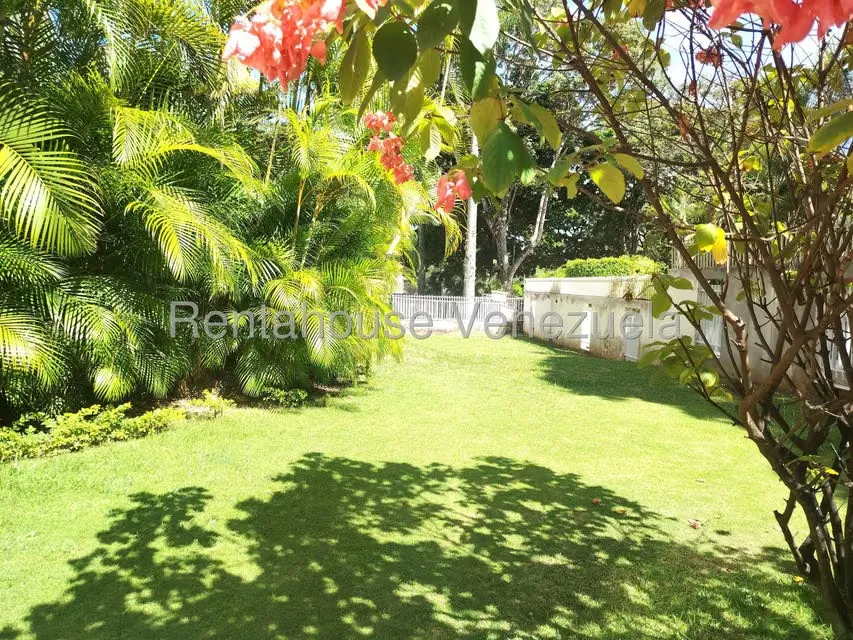 Apartamento (1 Nivel) en Alquiler en El Cafetal, Distrito Metropolitano - 2