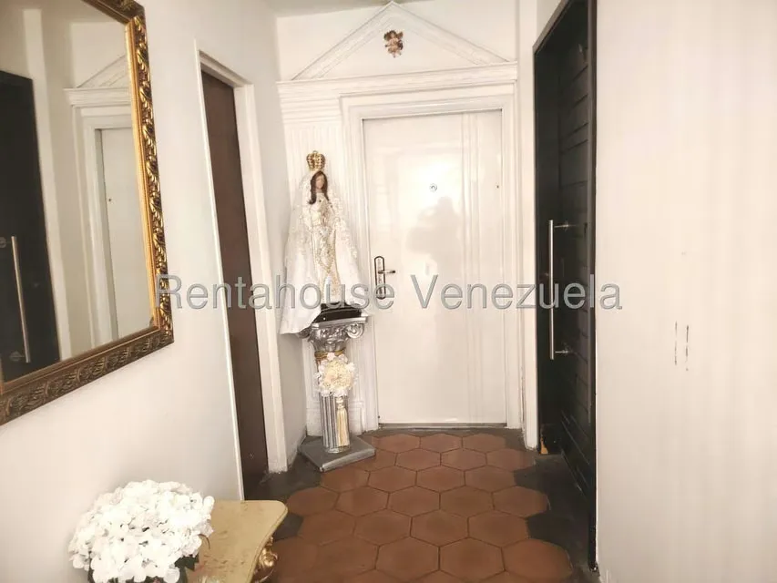 Apartamento (1 Nivel) en Alquiler en El Cafetal, Distrito Metropolitano - 20