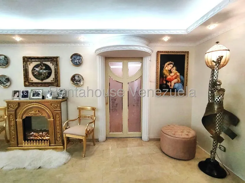 Apartamento (1 Nivel) en Alquiler en El Cafetal, Distrito Metropolitano - 32