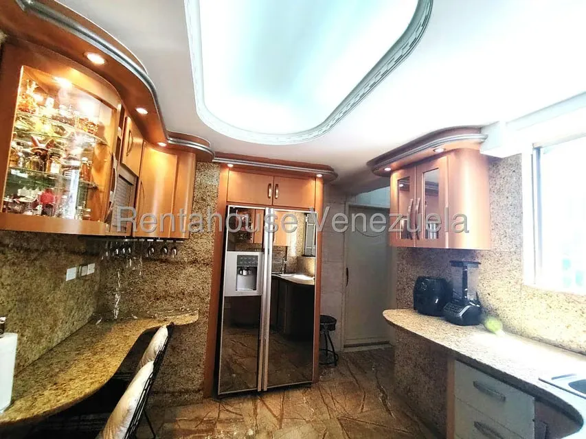 Apartamento (1 Nivel) en Alquiler en El Cafetal, Distrito Metropolitano - 37