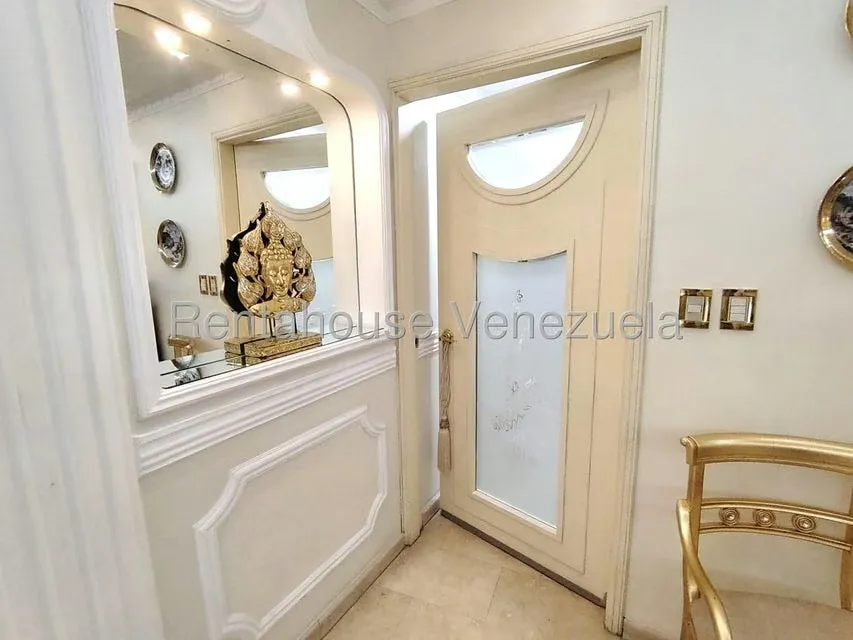 Apartamento (1 Nivel) en Alquiler en El Cafetal, Distrito Metropolitano - 40