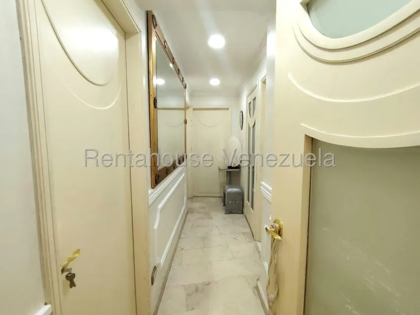 Apartamento (1 Nivel) en Alquiler en El Cafetal, Distrito Metropolitano - 41