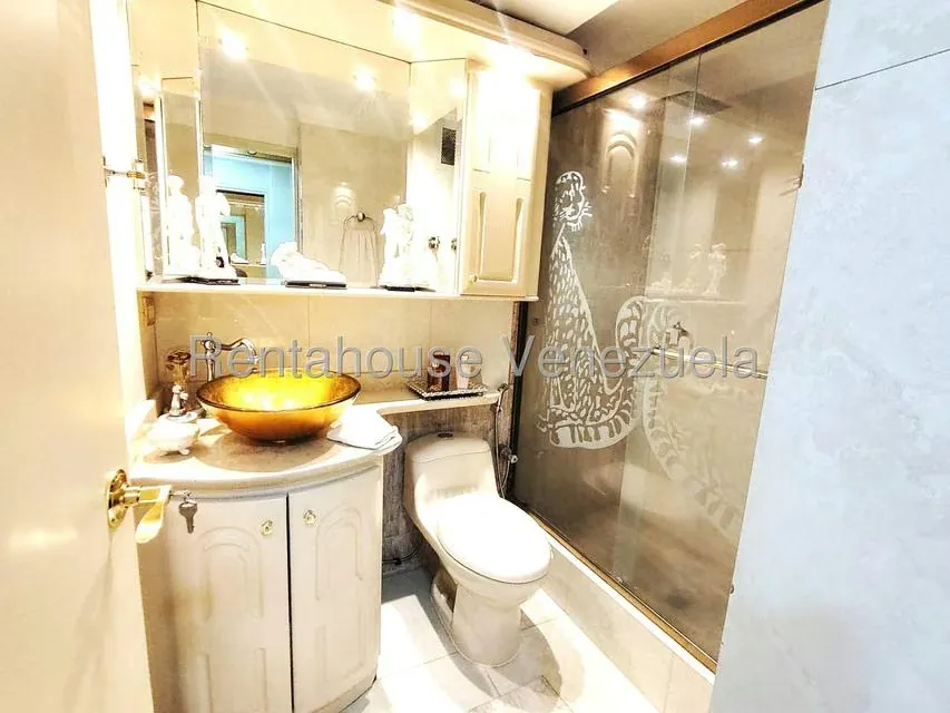 Apartamento (1 Nivel) en Alquiler en El Cafetal, Distrito Metropolitano - 47