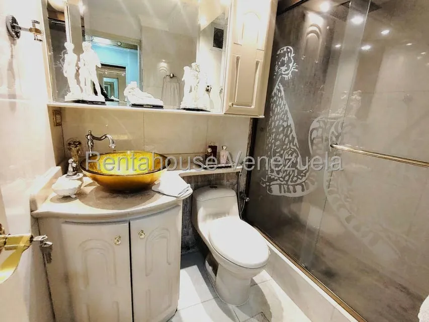Apartamento (1 Nivel) en Alquiler en El Cafetal, Distrito Metropolitano - 48