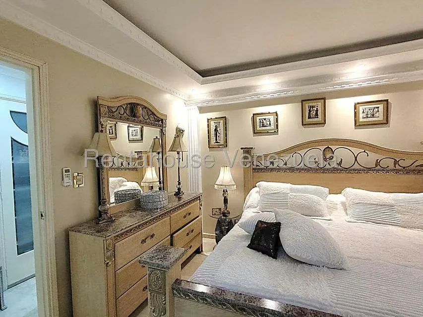 Apartamento (1 Nivel) en Alquiler en El Cafetal, Distrito Metropolitano - 52