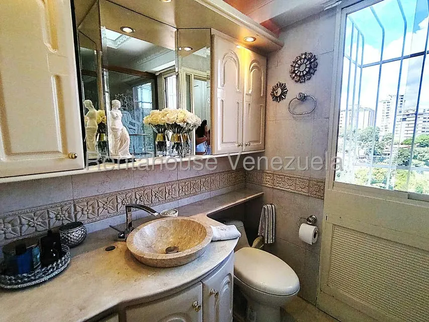Apartamento (1 Nivel) en Alquiler en El Cafetal, Distrito Metropolitano - 56