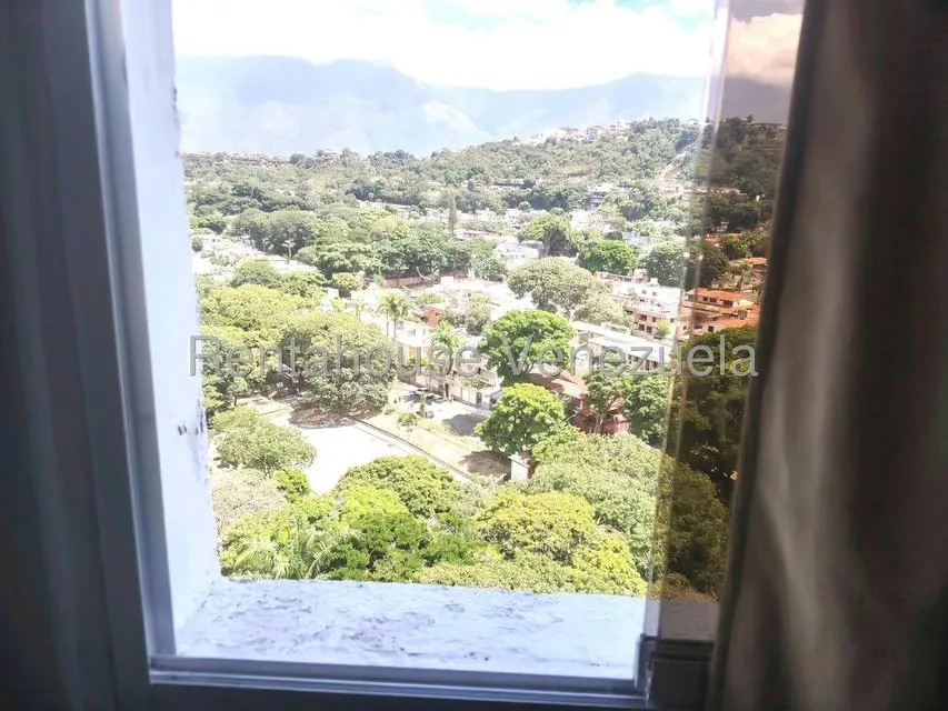 Apartamento (1 Nivel) en Alquiler en El Cafetal, Distrito Metropolitano - 75
