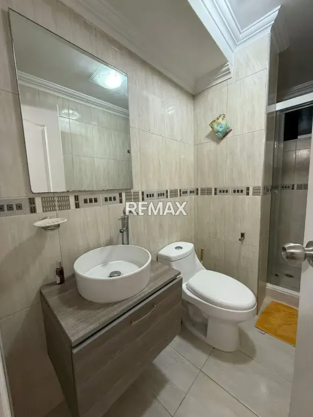 APTO EN VENTA EN LA RES. ANTONIO JOSE URB. SAN ISIDRO - 6