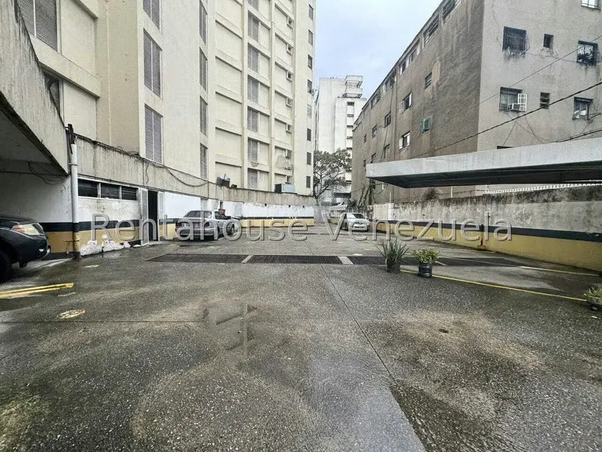 Apartamento (1 Nivel) en Venta en Los Caobos, Distrito Metropolitano - 31