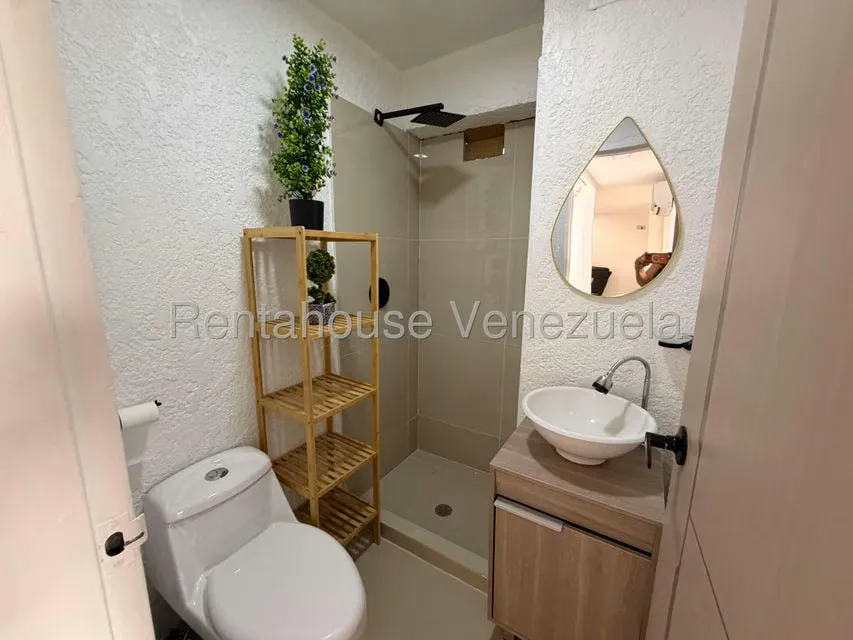 Apartamento (1 Nivel) en Venta en Quinta Crespo, Distrito Metropolitano - 19
